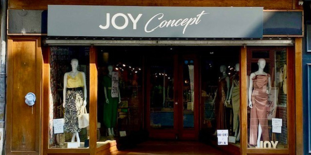 local commercial à PAU (64000)